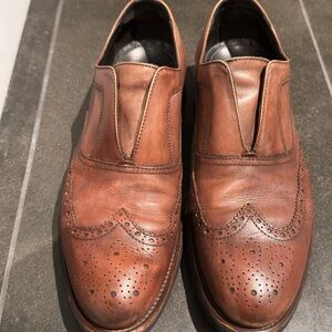 Johnston & Murphy Brown Leather Wingtip Dress Shoes